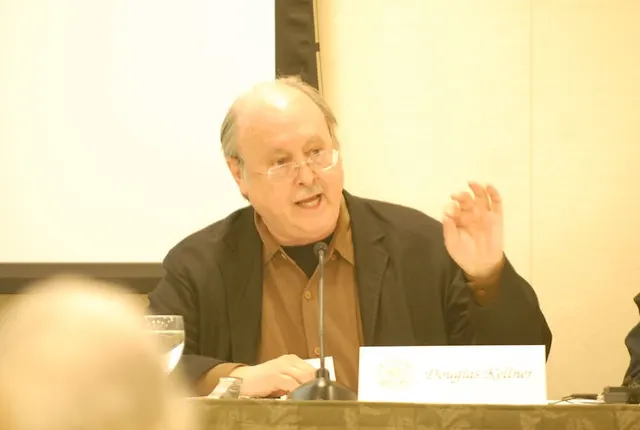 Douglas Kellner