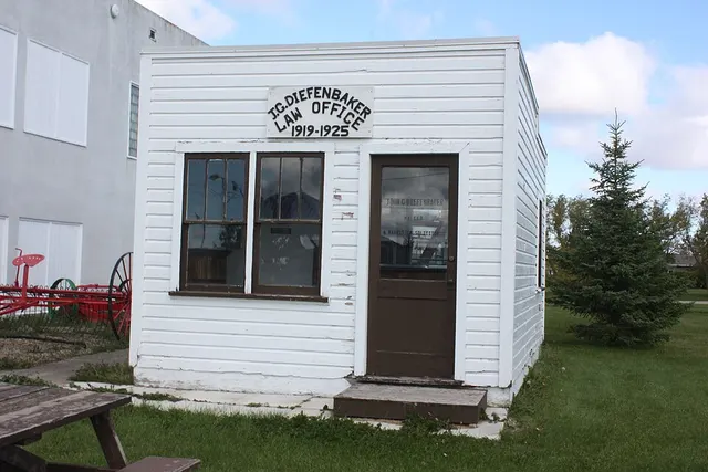 Country lawyer