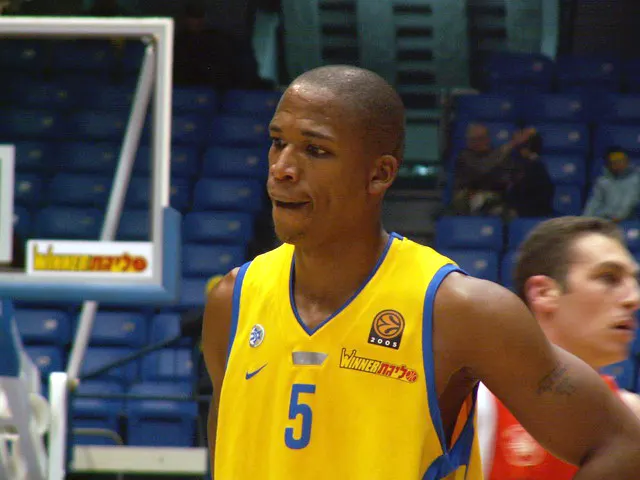 Maceo Baston
