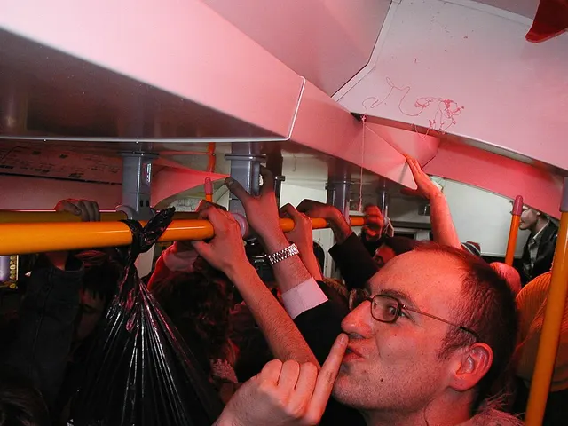 Circle line party