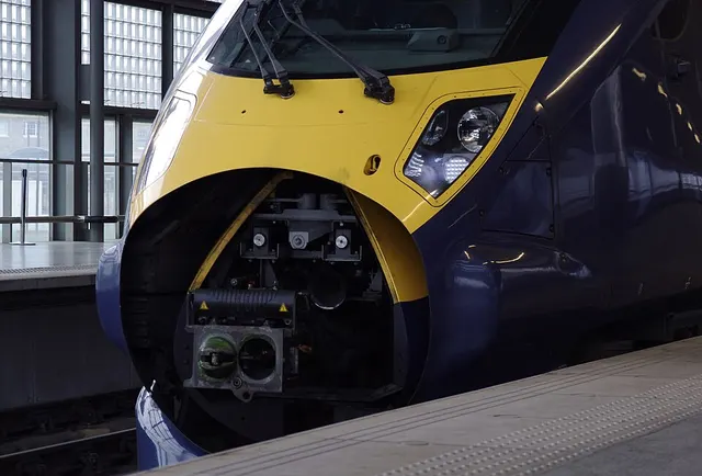 Railway coupling