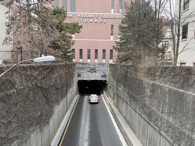 Callahan Tunnel