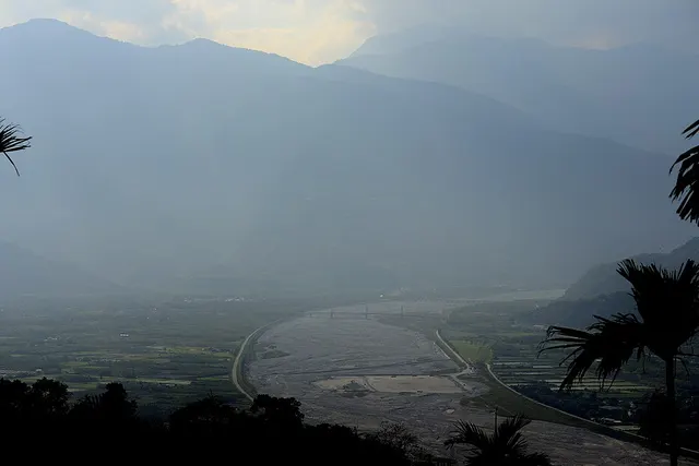 Shoufeng River