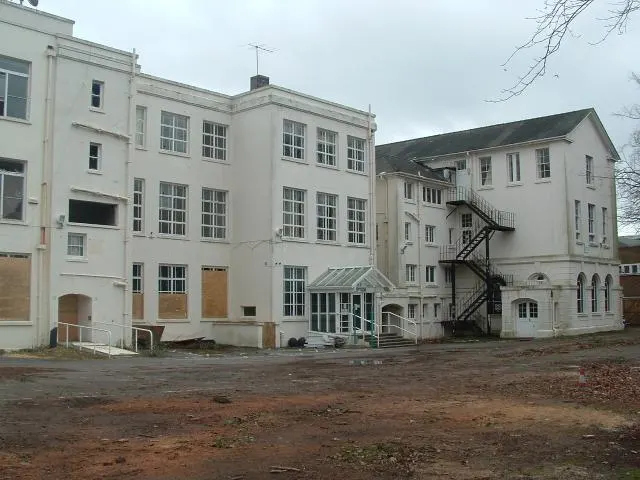 La Sainte Union College of Higher Education