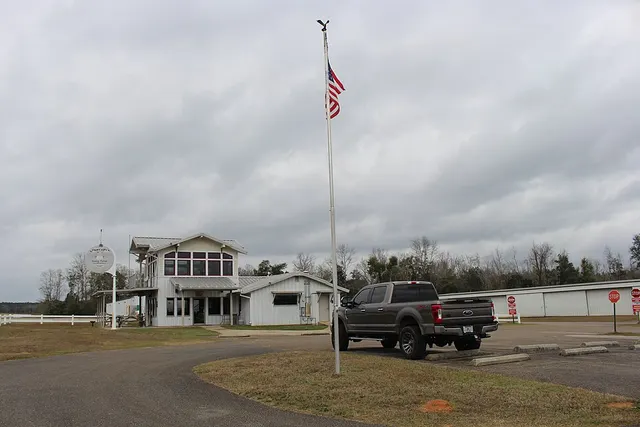 Quincy Municipal Airport