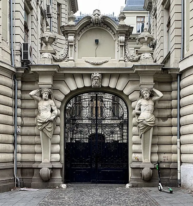 Gate