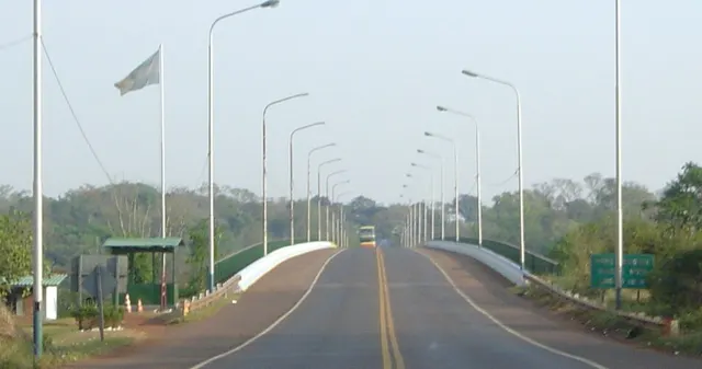 Pont international de la Fraternité