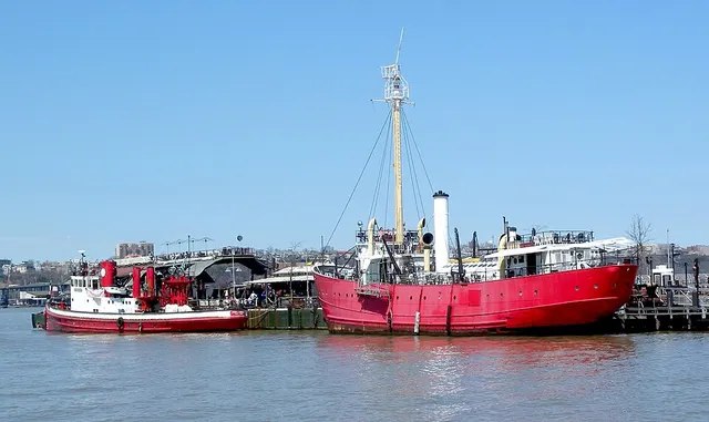 North River Pier 66