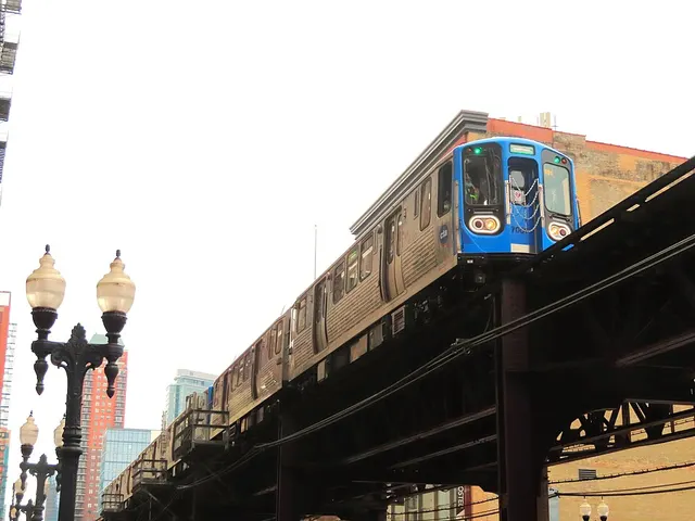 Elevated railway