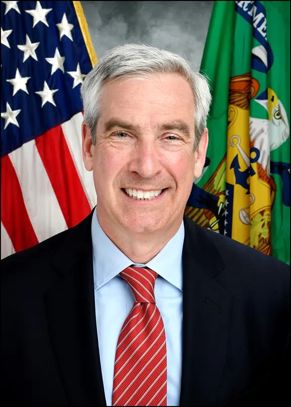 Neil MacBride