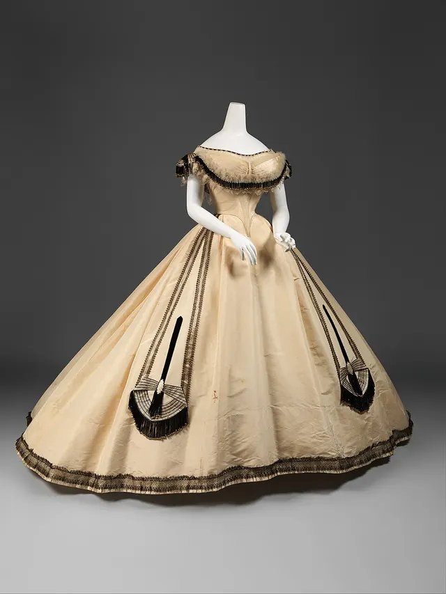 Ball gown