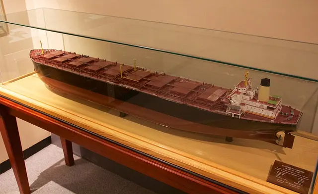 MV Kowloon Bridge