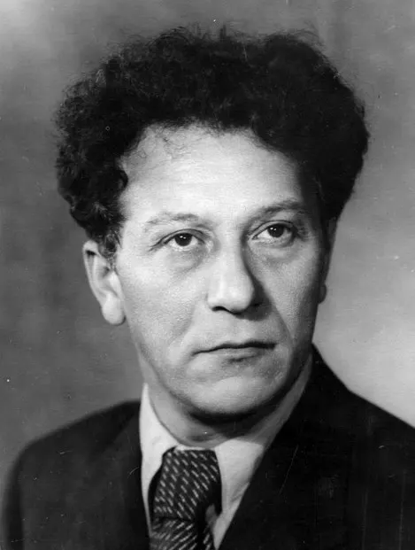 Abram Alikhanov
