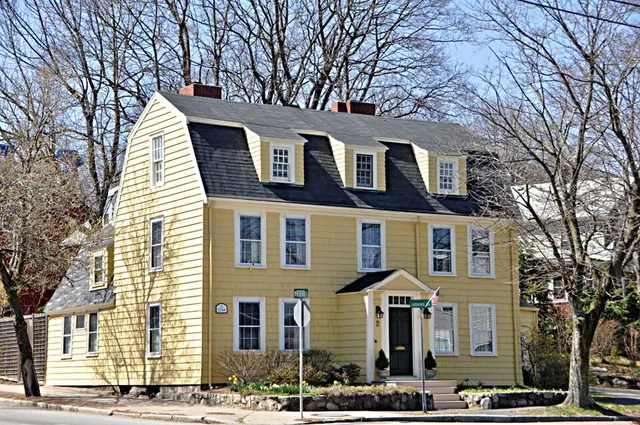 Jonathan Brooks House