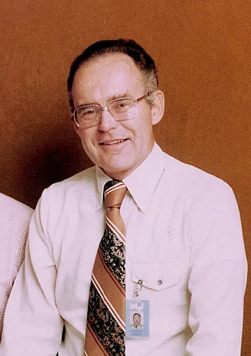 Gordon Earle Moore