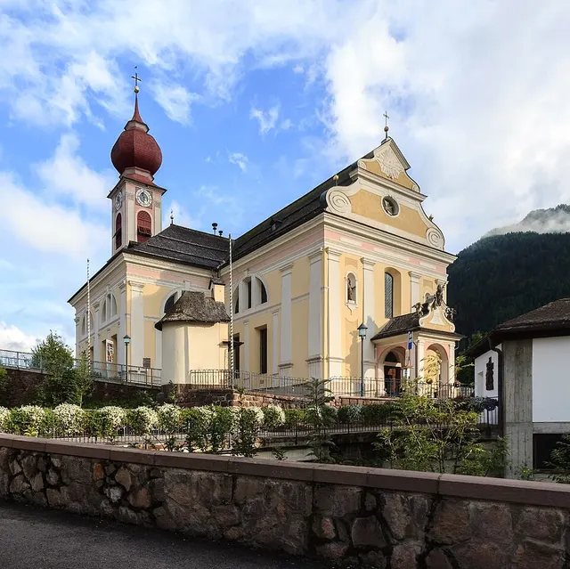 Parish church of Urtijëi