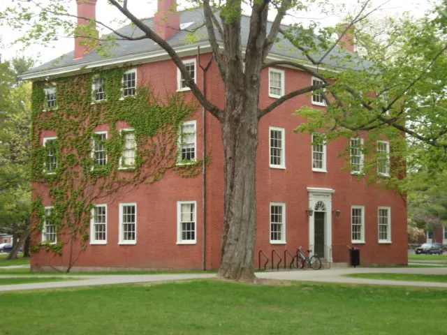 List of colleges and universities in Maine
