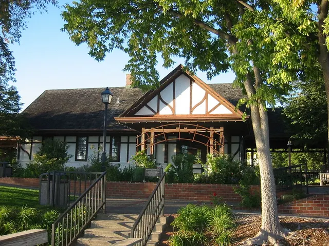 Wayzata station