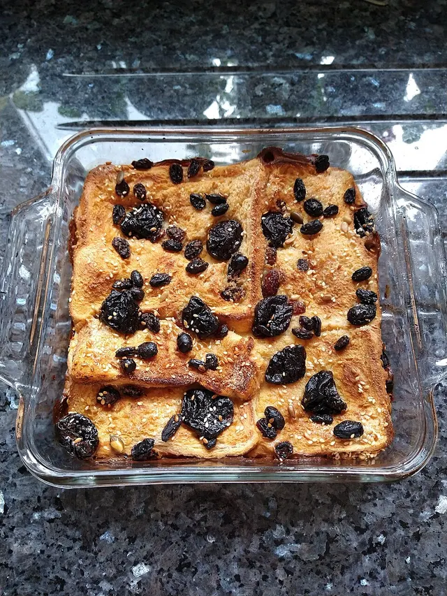 Bread and butter pudding