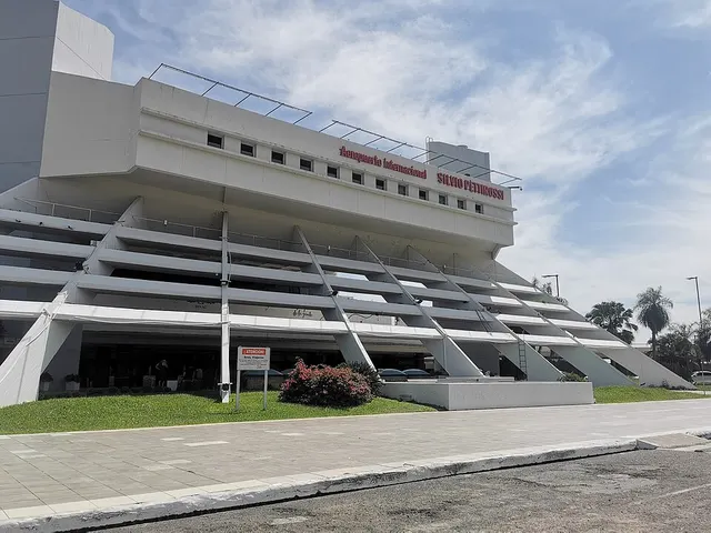 Silvio Pettirossi International Airport