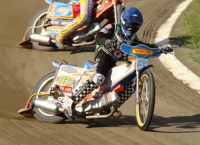 Motorcycle speedway