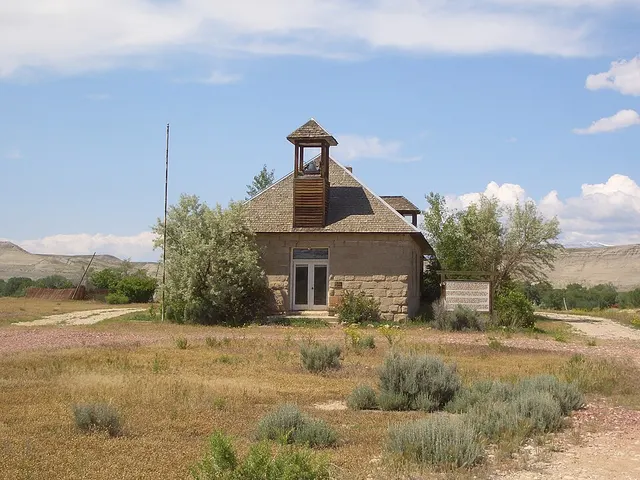 Lower Shell School House