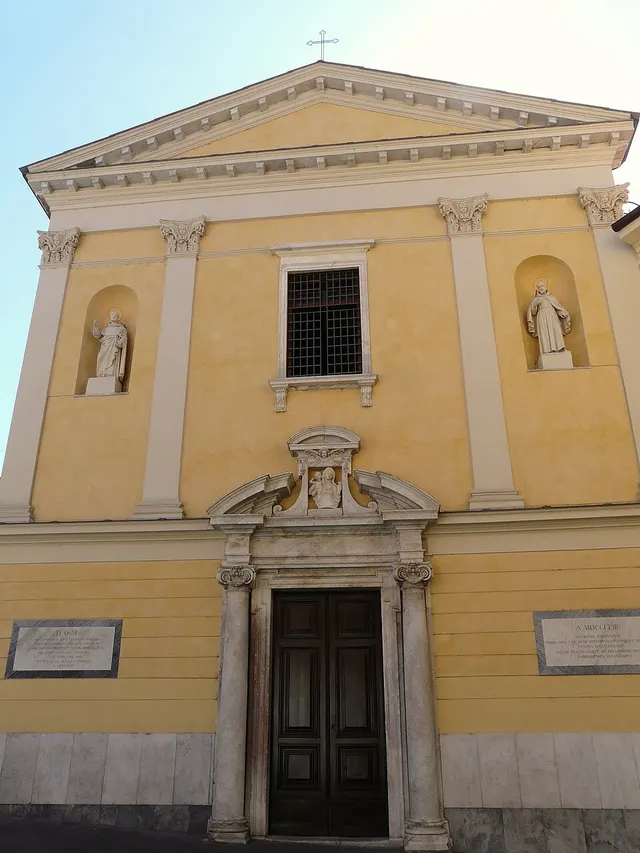 Chiesa del Carmine, Carrara