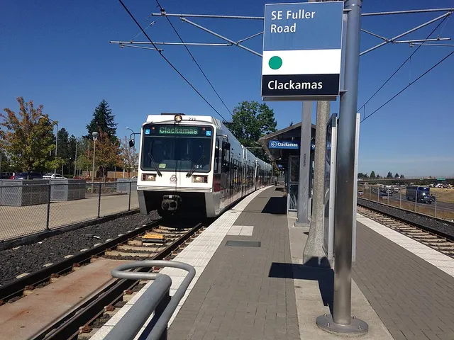 SE Fuller Rd station