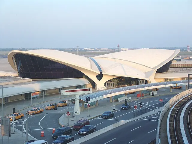 Terminal 5