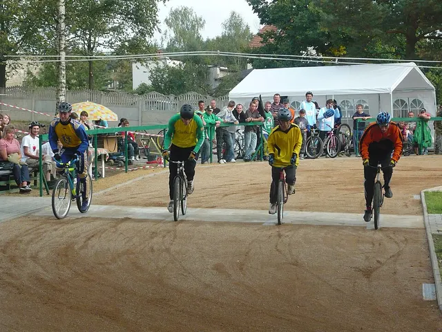Cycle speedway