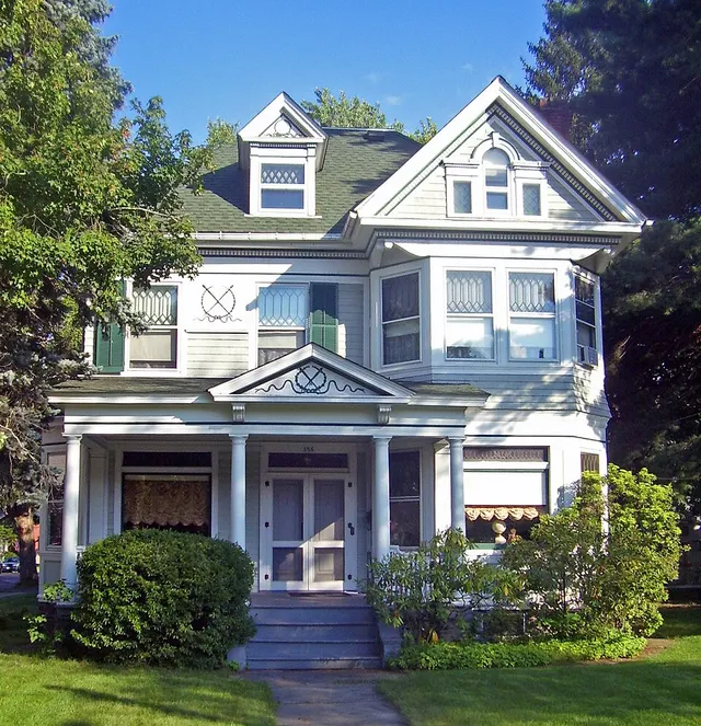 House at 356 Albany Avenue