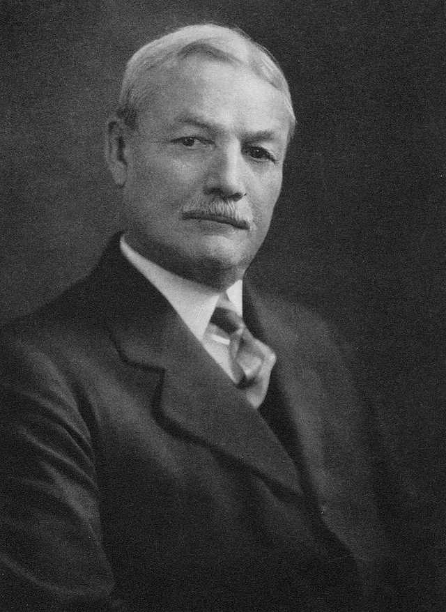 Charles McLean Andrews