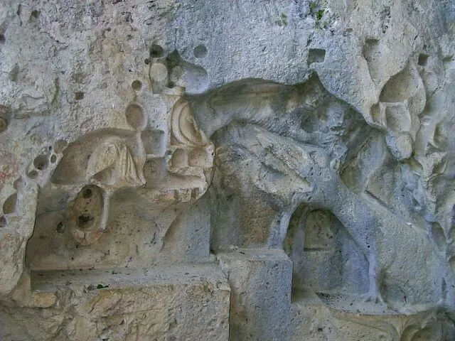 Drakonjina špilja