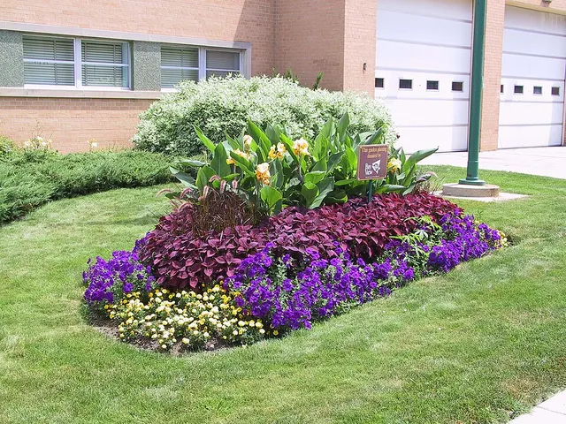 Bay View Garden And Yard Society