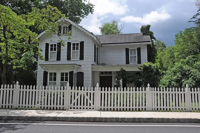 Closter Road–Oak Tree Road Historic District