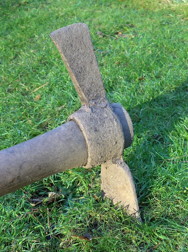 Mattock