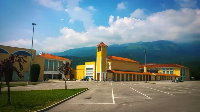 Aviano Middle/High School