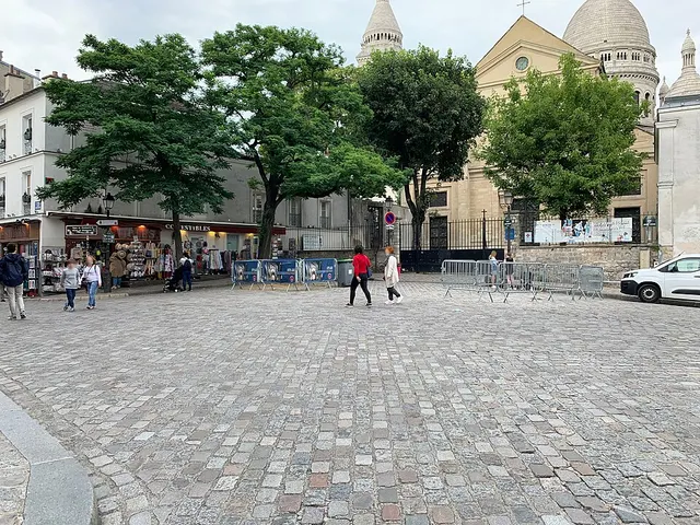Place Jean-Marais