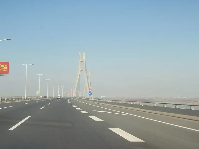 G4011 Yangzhou–Liyang Expressway