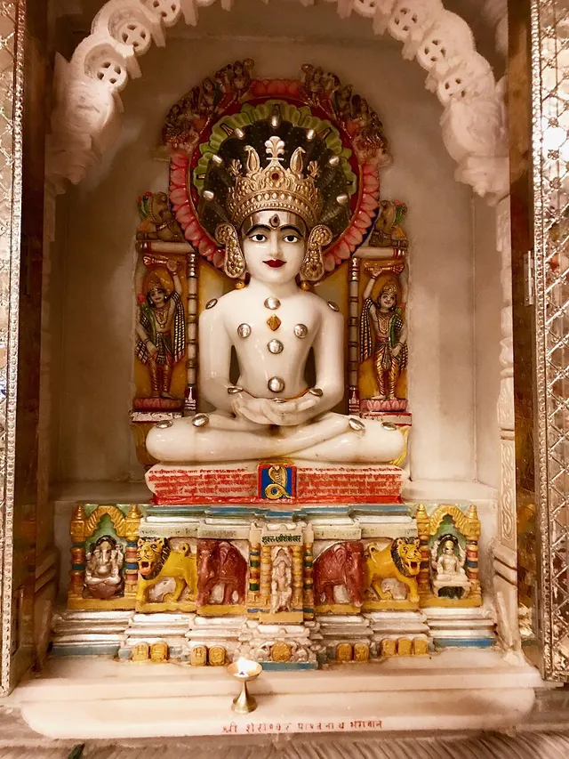 Śvetāmbara