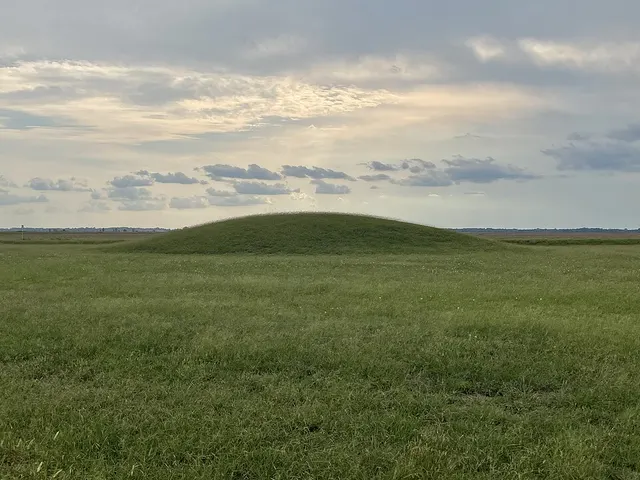 Balmoral Mounds