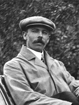 Cecil Wood