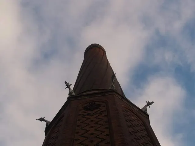 Winding Chimney