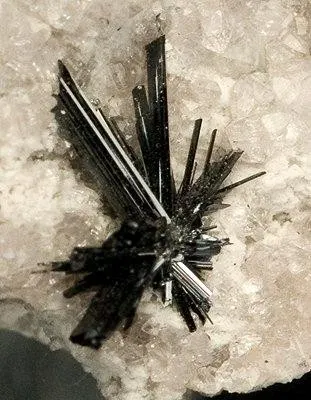 Pseudobrookite