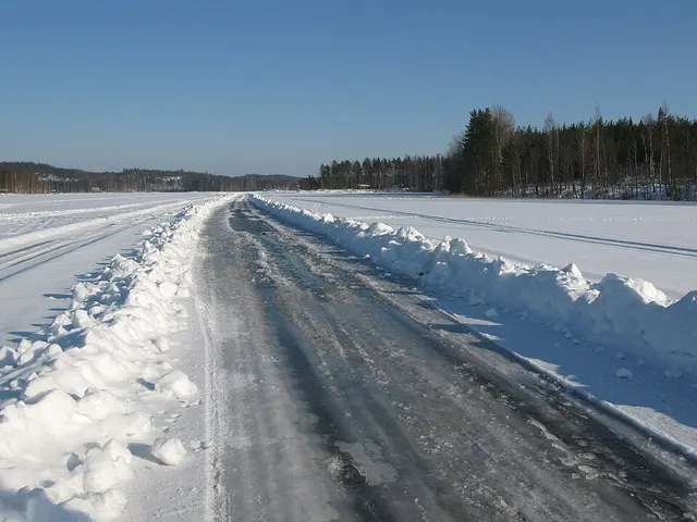Ice road