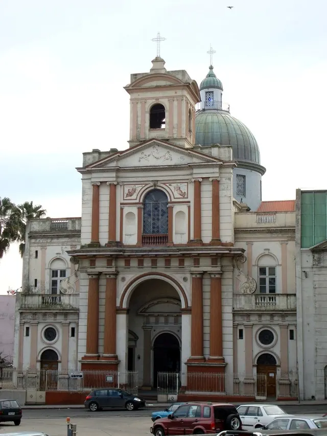 Iglesia de Nuestra Señora de Lourdes y San Vicente Pallotti