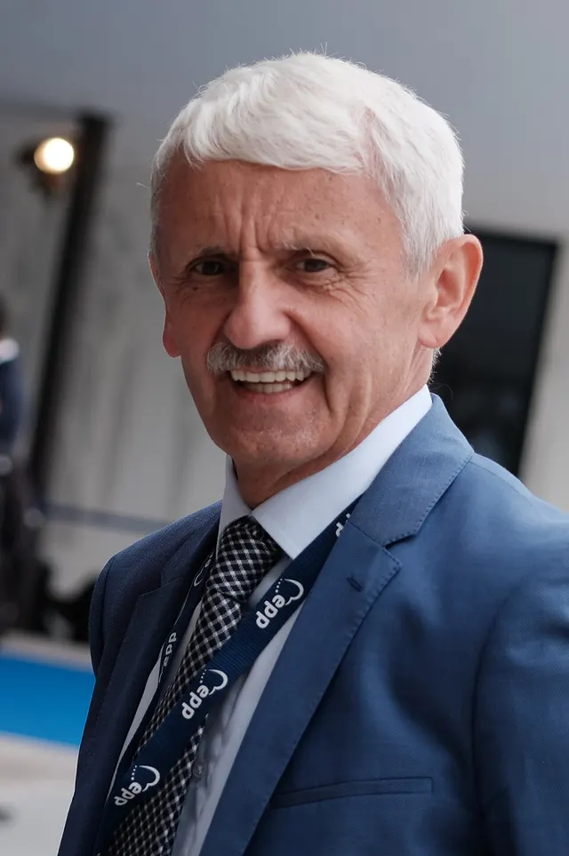 Mikuláš Dzurinda