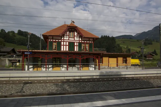 Mülenen railway station