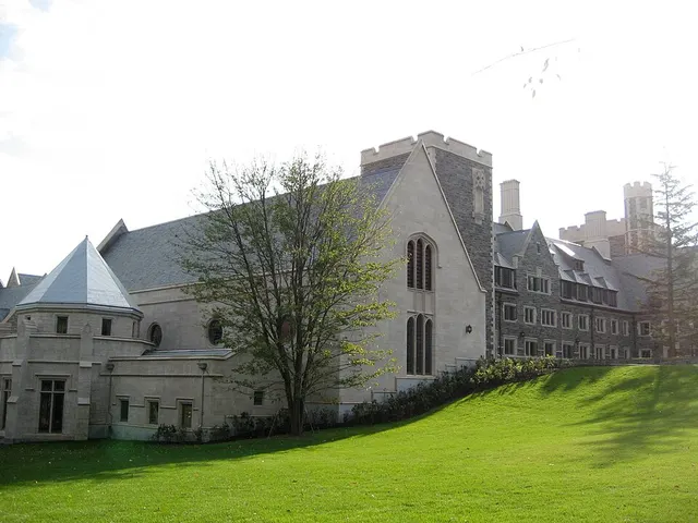 Whitman College, Princeton University
