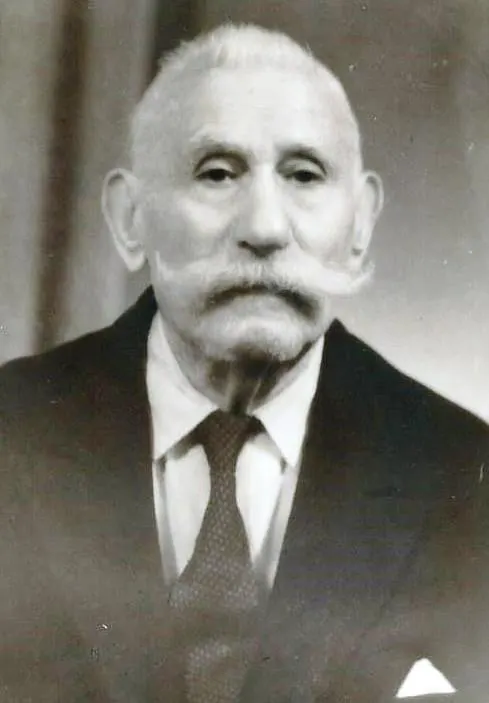 Rafael Moshe Kamhi